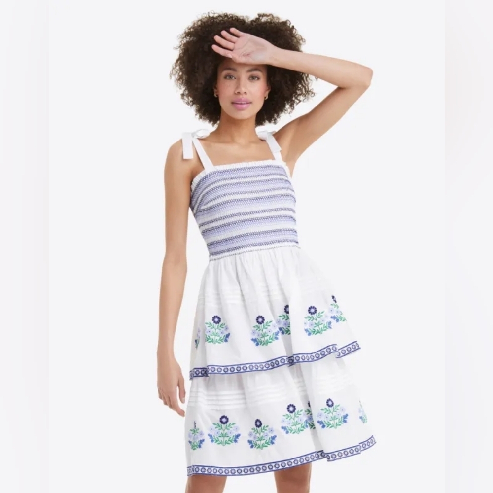 Draper James Smocked Tiered Kate Mini Dress Embroidered Floral Size Small